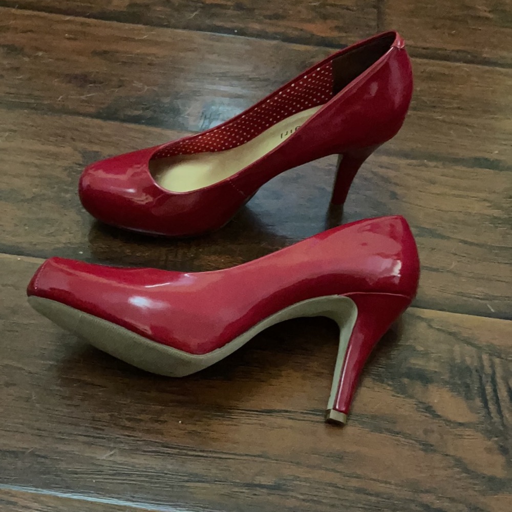 Madden Girl Gettaw Red Patent